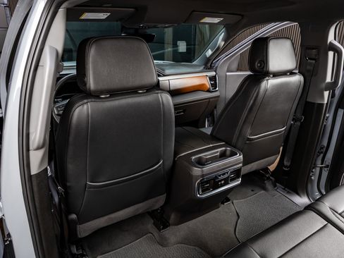 Used 2025 GMC Sierra 1500 Denali w/ Technology Package image 34