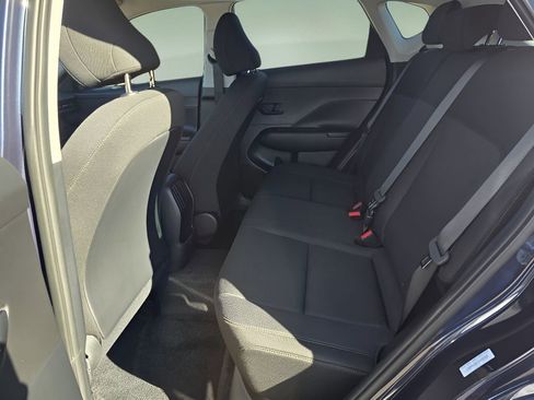 New 2026 Hyundai Kona SE image 13