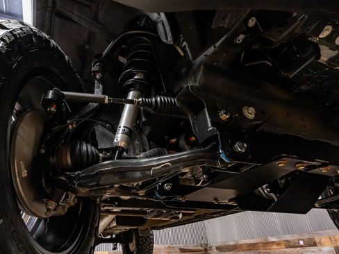 Used 2024 GMC Sierra 1500 AT4 w/ AT4 Preferred Package image 14