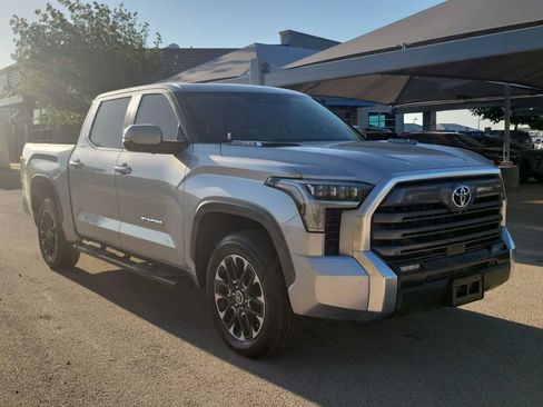 Used 2024 Toyota Tundra Limited AWD/4WD image 2