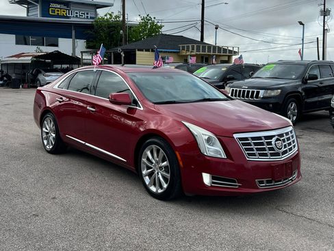 Used 2014 Cadillac XTS Premium image 4