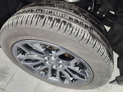 Used 2025 RAM 1500 Limited image 3