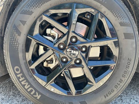 Used 2025 Kia K5 LXS FWD image 11