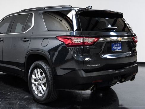 Used 2019 Chevrolet Traverse LT image 13