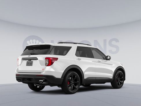 Used 2022 Ford Explorer ST w/ Equipment Group 401A AWD/4WD image 4