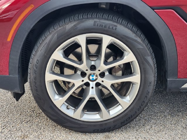 Used 2023 BMW X6 xDrive40i w/ Premium Package AWD/4WD image 8