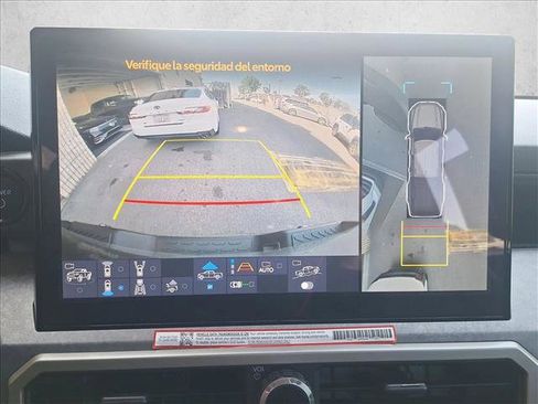 Used 2025 Toyota Tacoma 4x4 Double Cab Hybrid image 13