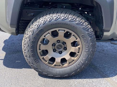 New 2025 Toyota Tacoma Trailhunter image 3