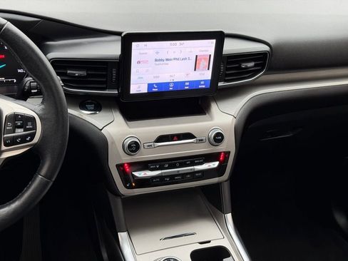 Certified 2022 Ford Explorer XLT w/ Equipment Group 202A image 40