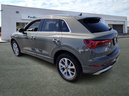 Used 2023 Audi Q3 2.0T Premium w/ Convenience Package image 4