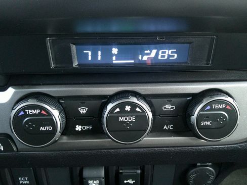 Used 2023 Toyota Tacoma SR5 image 28