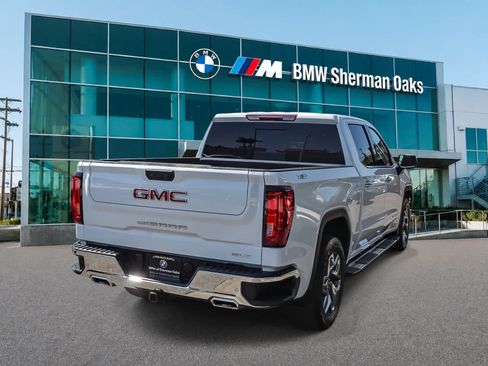 Used 2024 GMC Sierra 1500 SLT w/ SLT Premium Plus Package AWD/4WD image 4