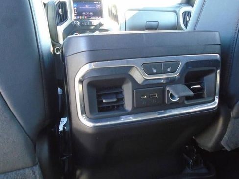 Used 2022 Chevrolet Silverado 2500 LTZ AWD/4WD image 20