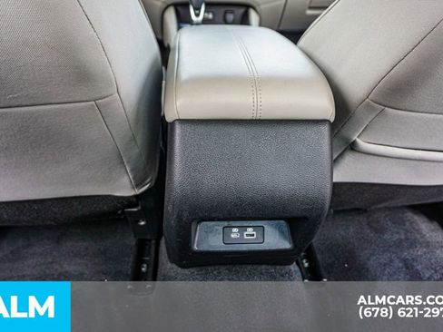 Used 2025 Nissan Altima 2.5 SV image 31