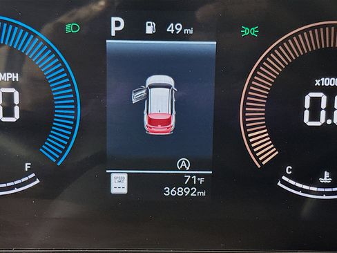 Used 2025 Hyundai Tucson SEL image 18