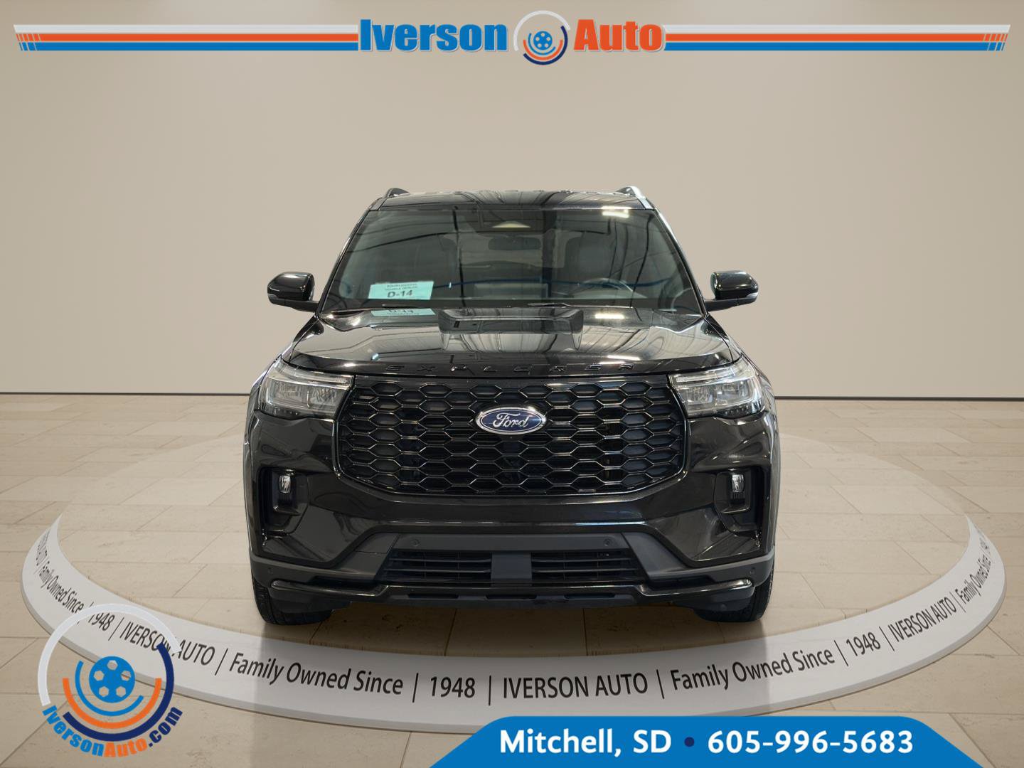 Used 2025 Ford Explorer ST-Line AWD/4WD image 2