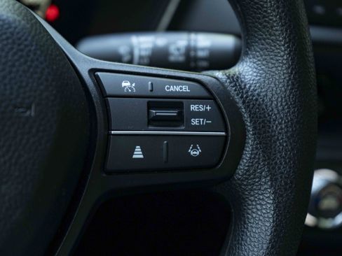 Used 2024 Honda CR-V LX image 21