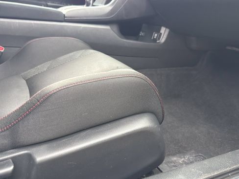 Used 2018 Honda Civic Si image 25