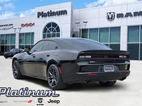 Used 2026 Dodge Charger Scat Pack AWD/4WD image 4