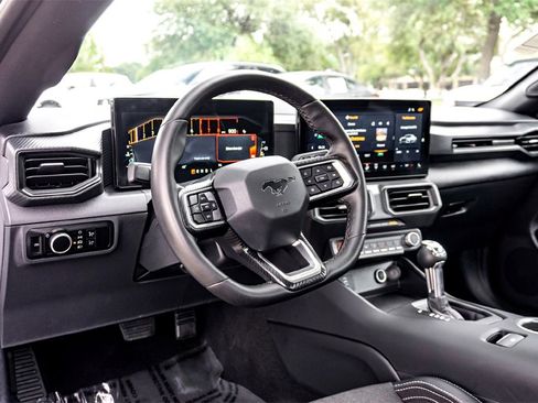 Used 2024 Ford Mustang EcoBoost image 15