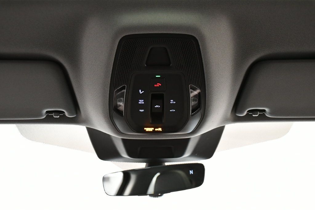 Used 2025 Audi Q5 Prestige AWD/4WD image 17