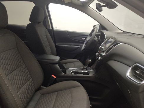 Used 2021 Chevrolet Equinox LT AWD/4WD image 21