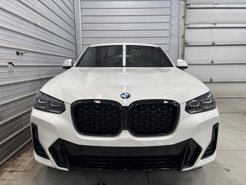 Used 2023 BMW X4 xDrive30i w/ M Sport Package AWD/4WD image 2