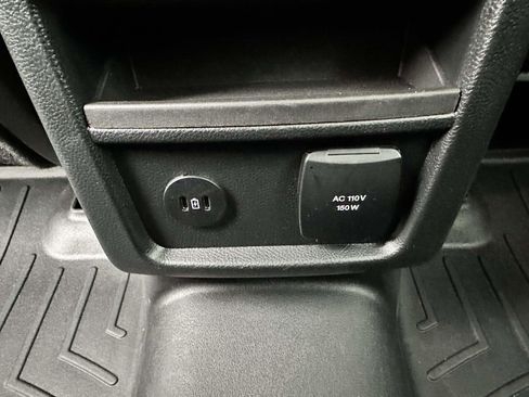 Used 2022 Ford Edge SEL w/ Convenience Package image 15