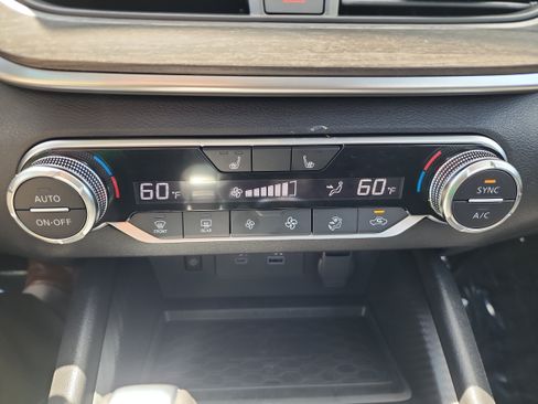 New 2026 Nissan Altima 2.5 SV w/ SV Premium Package FWD image 16