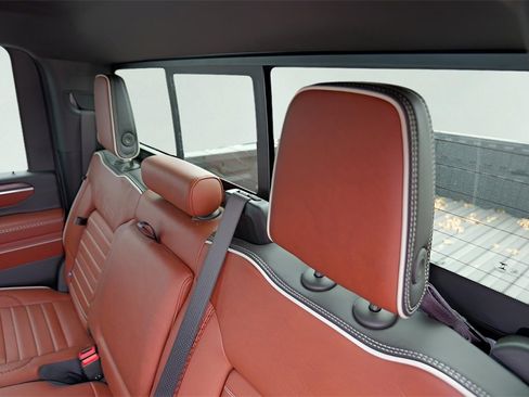 New 2026 GMC Sierra 3500 Denali Ultimate image 24