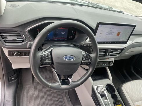 Used 2023 Ford Escape Active w/ Tech Pack #1 AWD/4WD image 24