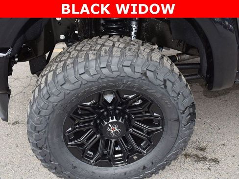 New 2025 Ford F250 XLT w/ Black Appearance Package image 5