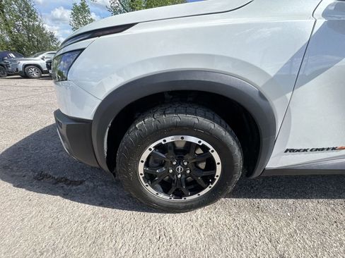 Used 2023 Nissan Pathfinder Rock Creek AWD/4WD image 10