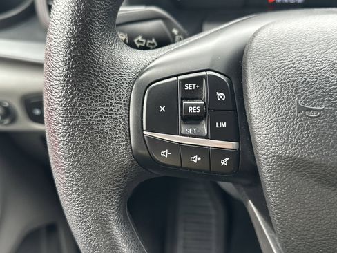 Used 2023 Ford Transit 350 XLT image 19