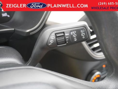 Used 2021 Ford Escape S image 25