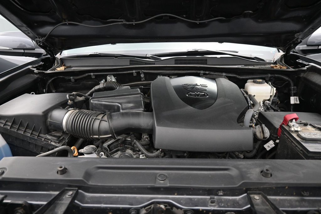 Used 2023 Toyota Tacoma TRD Off-Road AWD/4WD image 23
