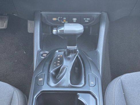 Used 2025 Kia K4 LXS image 17