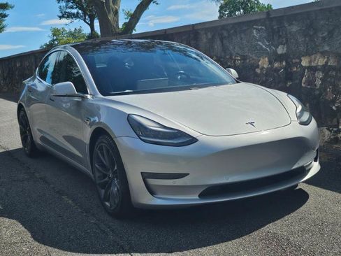 Used 2018 Tesla Model 3 Long Range AWD/4WD image 12