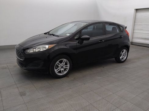Used 2019 Ford Fiesta SE FWD image 2