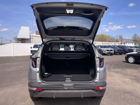 Used 2022 Hyundai Tucson Limited AWD/4WD image 11