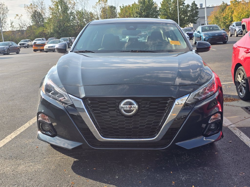 Used 2019 Nissan Altima 2.5 SL AWD/4WD image 2