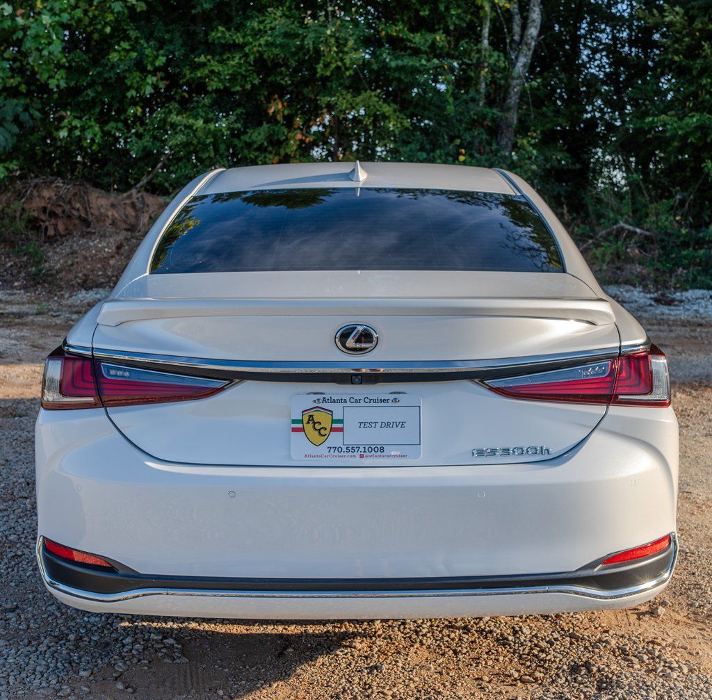 Used 2024 Lexus ES 300h w/ Premium Package FWD image 4