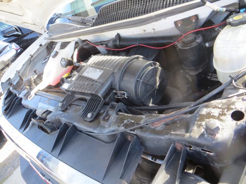 Used 2017 GMC Savana 2500 image 4