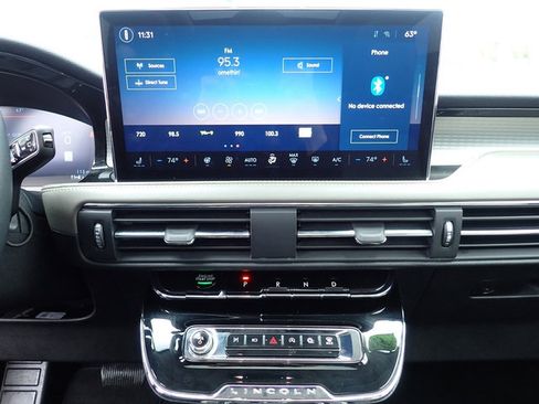 Used 2023 Lincoln Corsair AWD w/ Equipment Group 101A image 28