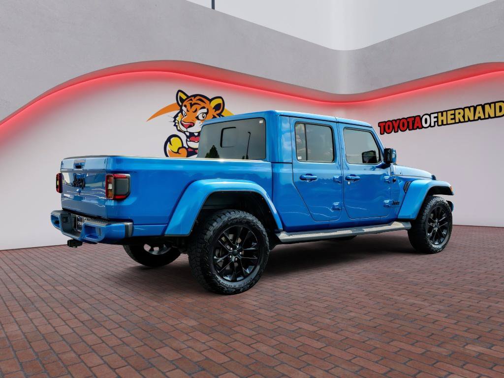 Used 2022 Jeep Gladiator Overland AWD/4WD image 6