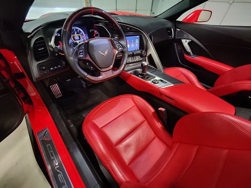 Used 2014 Chevrolet Corvette Stingray Convertible w/ 2LT Preferred Equipment Group image 31