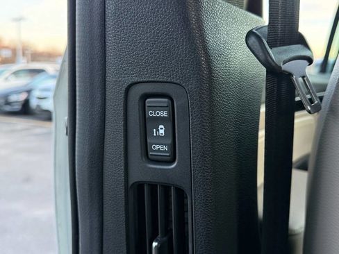 Used 2023 Honda Odyssey Touring image 22
