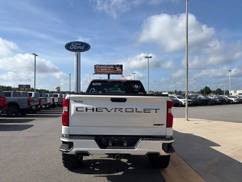 Used 2019 Chevrolet Silverado 1500 RST w/ True North Edition AWD/4WD image 4