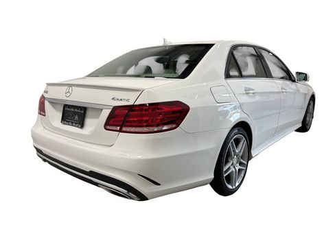 Used 2016 Mercedes-Benz E 350 4MATIC Sedan image 4