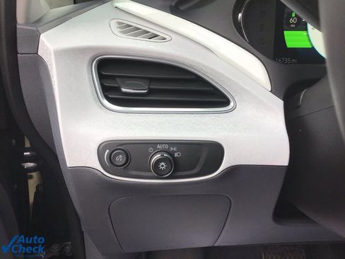 Used 2019 Chevrolet Bolt Premier w/ Infotainment Package image 36